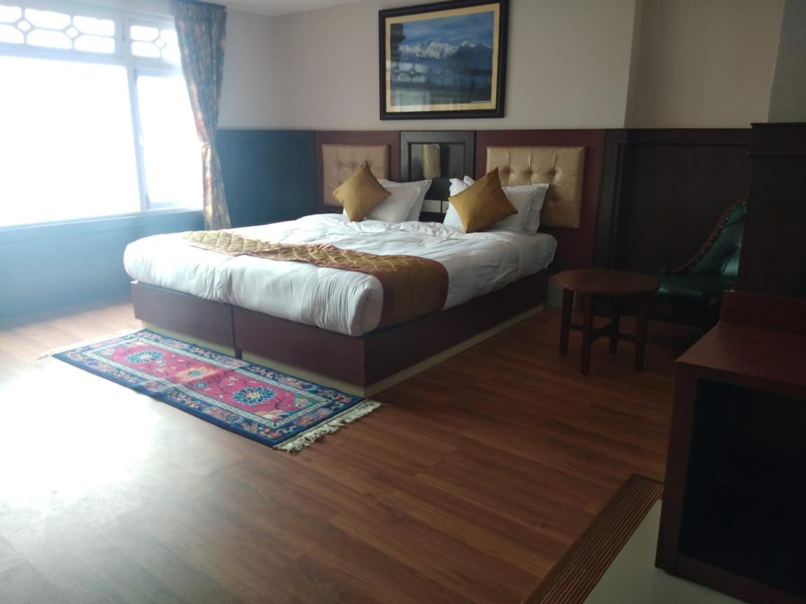 Oakdane Resort Дарджилинг Экстерьер фото