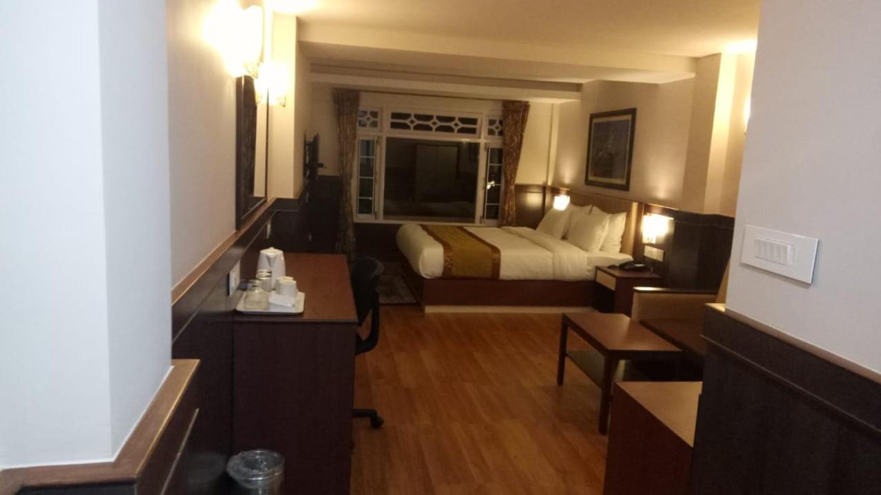 Oakdane Resort Дарджилинг Экстерьер фото